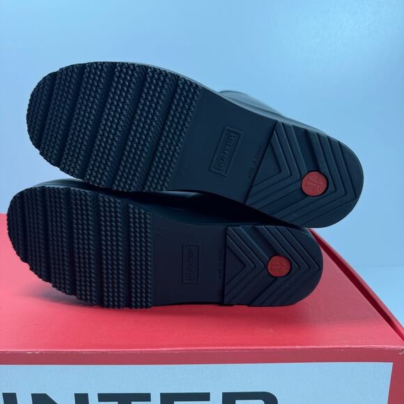 NIB •Hunter Women's PLAY™ Tall Rain Boots Size: 7 - Picture 5 of 7